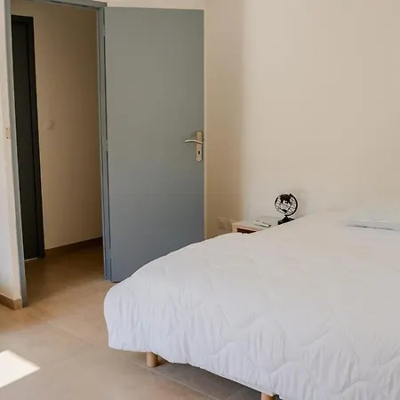 Lou Tavan - 4 - Piscine & Jacuzzi Villa Le Lavandou