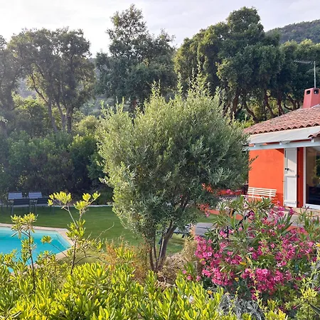Lou Tavan - Renovee Avec Piscine & Jacuzzi - 4 Villa Le Lavandou