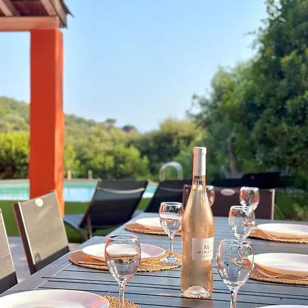 Lou Tavan - Renovee Avec Piscine & Jacuzzi - 4 * Le Lavandou