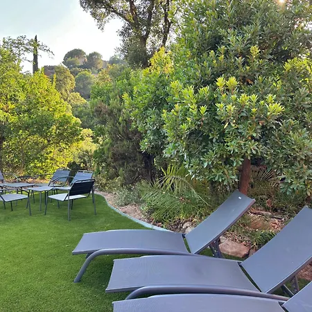 Lou Tavan - Renovee Avec Piscine & Jacuzzi - 4 Le Lavandou