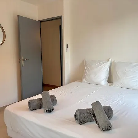 Villa Lou Tavan - Renovee Avec Piscine & Jacuzzi - 4 Le Lavandou