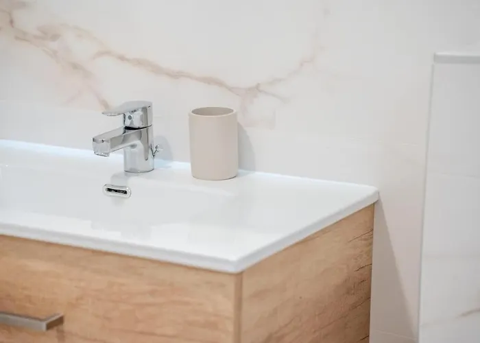 Lou Tavan - Renovee Avec Piscine & Jacuzzi - 4 Villa *