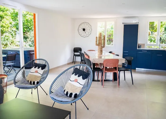 Lou Tavan - Renovee Avec Piscine & Jacuzzi - 4