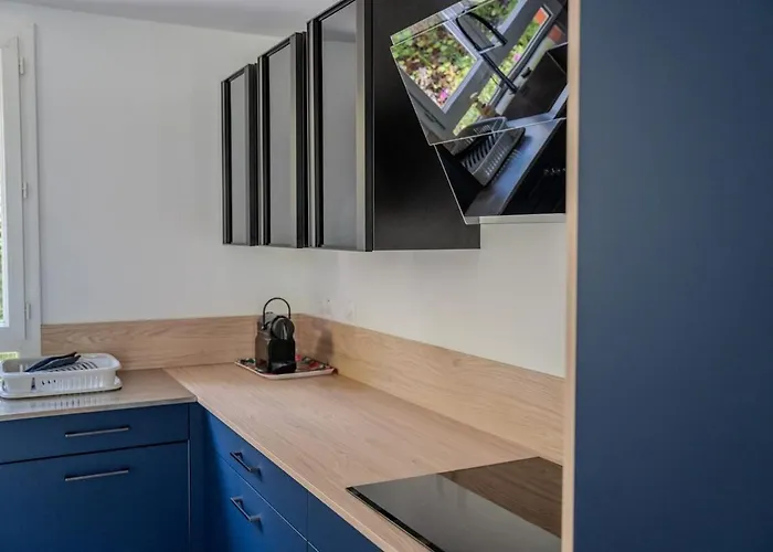 Lou Tavan - Renovee Avec Piscine & Jacuzzi - 4 * Le Lavandou