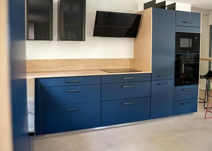 Lou Tavan - Renovee Avec Piscine & Jacuzzi - 4 Villa *